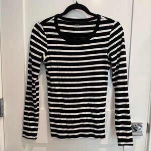 GAP Black and White Striped Long Sleeve Tee